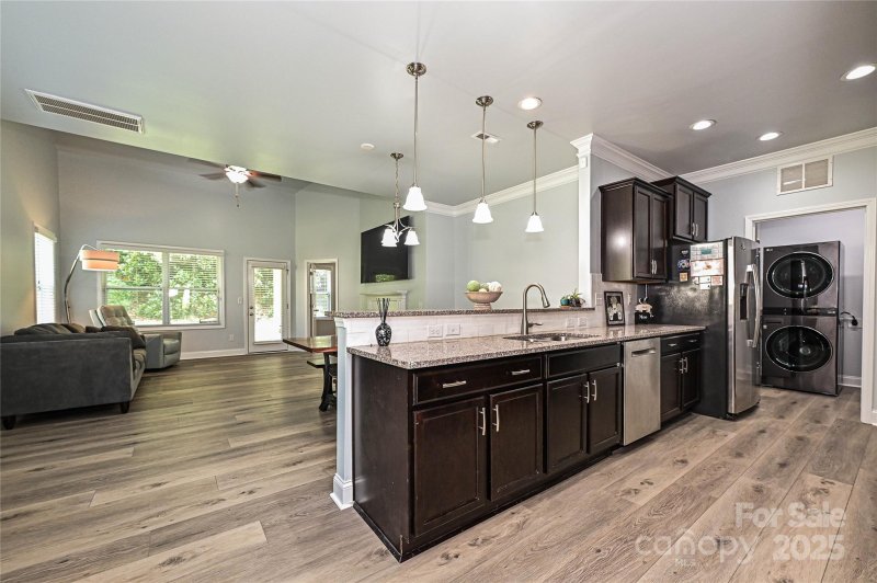 Property image 3 at 8524 Loxton Circle, Charlotte, NC 28214