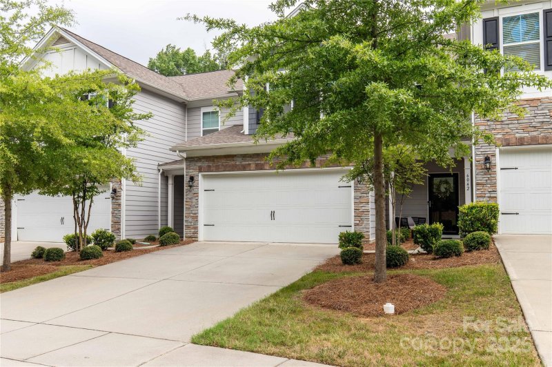 Property image 3 of 6042 Artigas Drive in Avondale, Indian Land, SC 29707