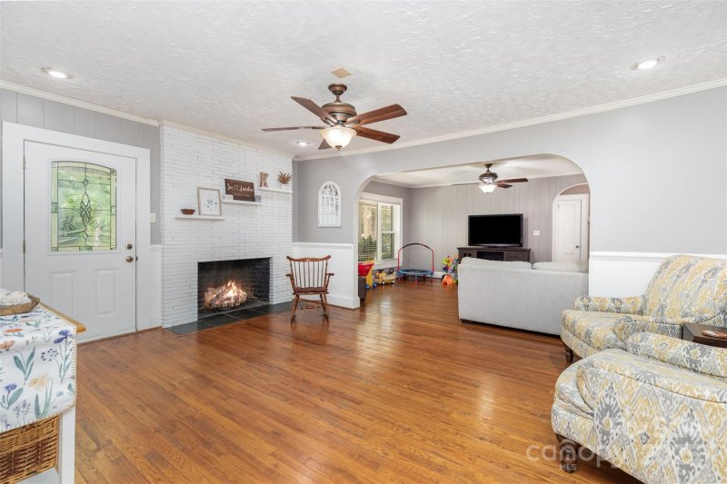 Property image 4 at 304 W Colonial Drive, Salisbury, NC 28144