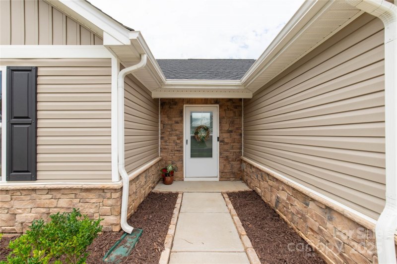 Property image 4 at 805 Purslane Street, Lancaster, SC 29720