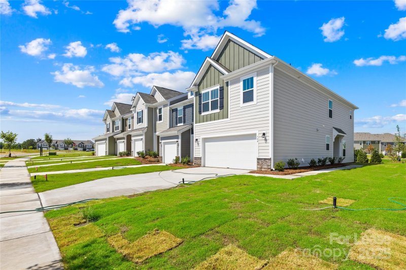 Property image 2 at 744 Lock Haven Drive, Concord, NC 28027