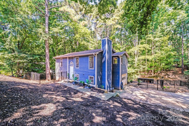 Property image 2 of 2116 Bon Villa Way in Tega Cay, Fort Mill, SC 29708