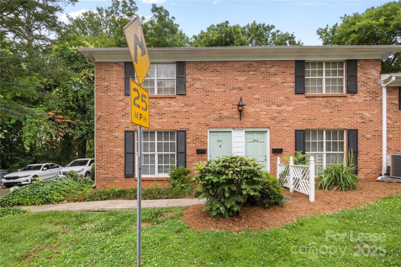 Property image 2 at 631 Fortune Street, Charlotte, NC 28205