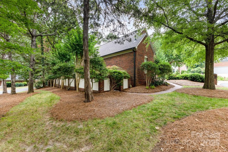 Property image 3 of 5205 Tedorill Lane in Carsons Pond, Charlotte, NC 28226