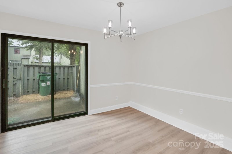 Property image 4 of 6104 Bent Tree Court in Four Seasons, Charlotte, NC 28212