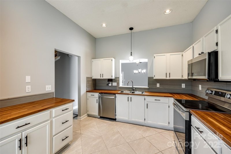 Property image 3 at 1706 Baylor Drive, Rock Hill, SC 29732
