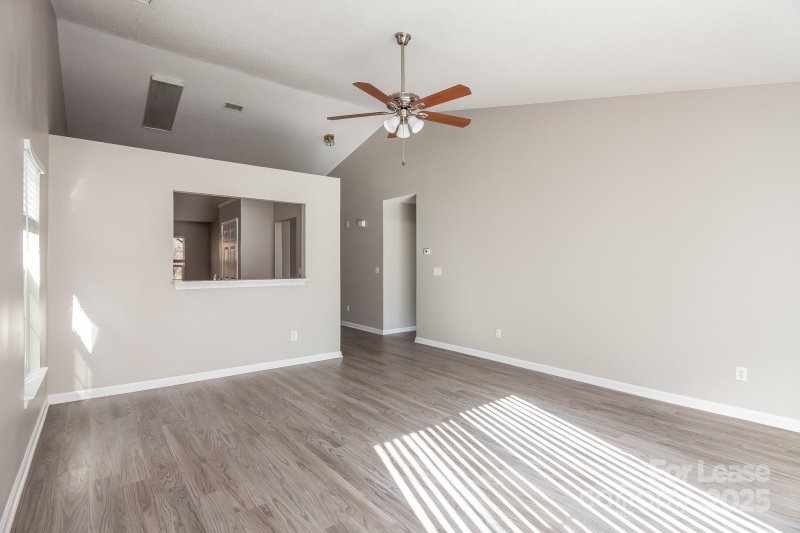 Property image 4 at 205 Markham Drive, Mooresville, NC 28115