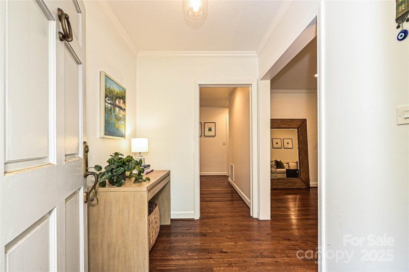 Property image 4 at 5301 Addison Drive, Charlotte, NC 28211