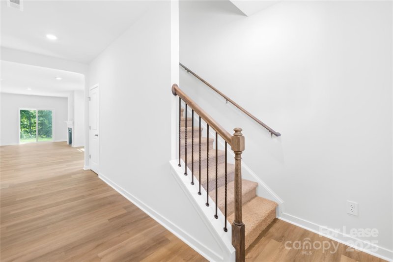 Property image 4 at 3526 Cramer Creek Drive, Gastonia, NC 28056