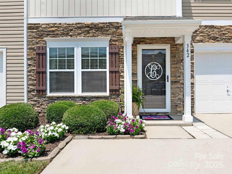 Property image 2 at 342 Battery Circle, Clover, SC 29710