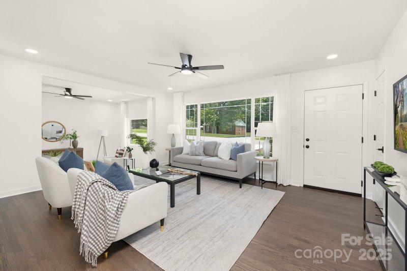 Property image 3 of 4219 Tipperary Place in Shannon Park, Charlotte, NC 28215