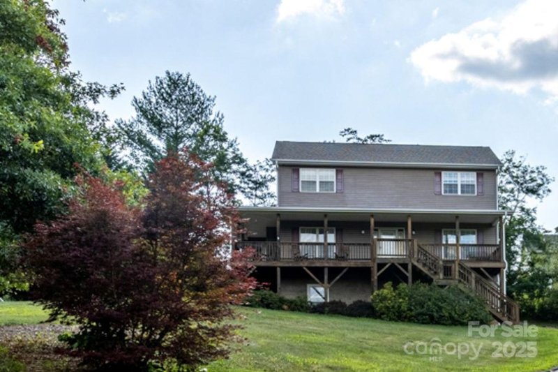 Property image 2 of 365 Hemlock Springs Trail in Twin Brook Hills, Weaverville, NC 28787