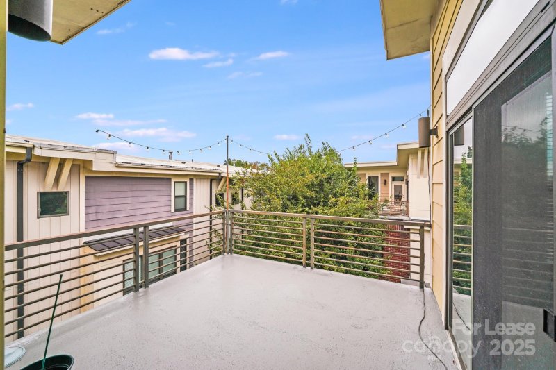 Property image 5 at 914 Warren Burgess Lane, Charlotte, NC 28205