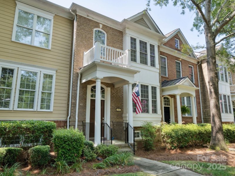 570 Sixth Baxter Crossing