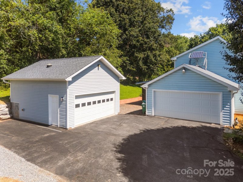 Property image 4 at 210 Meadow Run Extension, Asheville, NC 28806