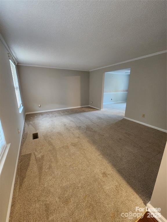 Property image 4 at 10913 Magenta Lane, Charlotte, NC 28262