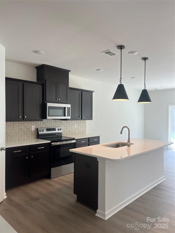 Property image 3 of 311 Hendley Drive in Bellamore, York, SC 29745