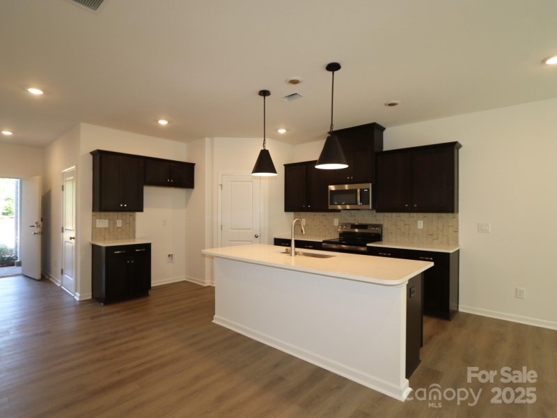 Property image 4 of 311 Hendley Drive in Bellamore, York, SC 29745