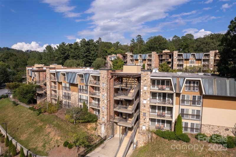 Property image 2 at 202 Bowling Park Road, Asheville, NC 28803