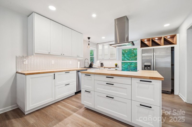 Property image 5 at 4432 Bob White Court, Charlotte, NC 28213