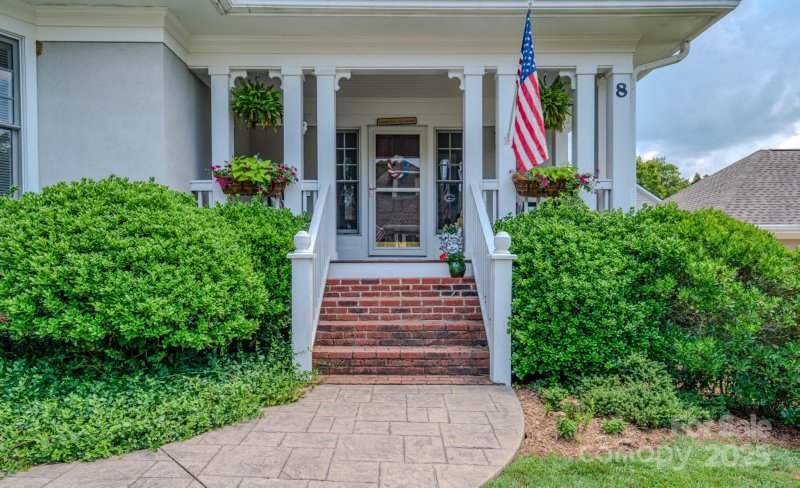 Property image 2 of 8 Creekside Way in Creekside, Asheville, NC 28804