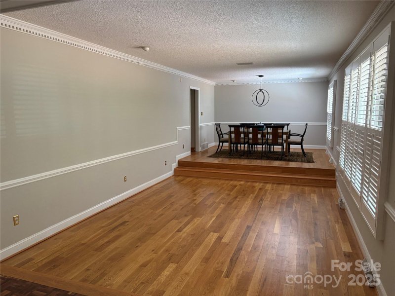 Property image 5 of 251 Gleneagles Road in Shannon Acres, Statesville, NC 28625