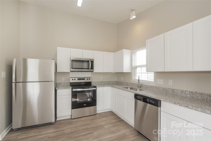 Property image 5 at 7116 Red Bud Circle, Charlotte, NC 28214