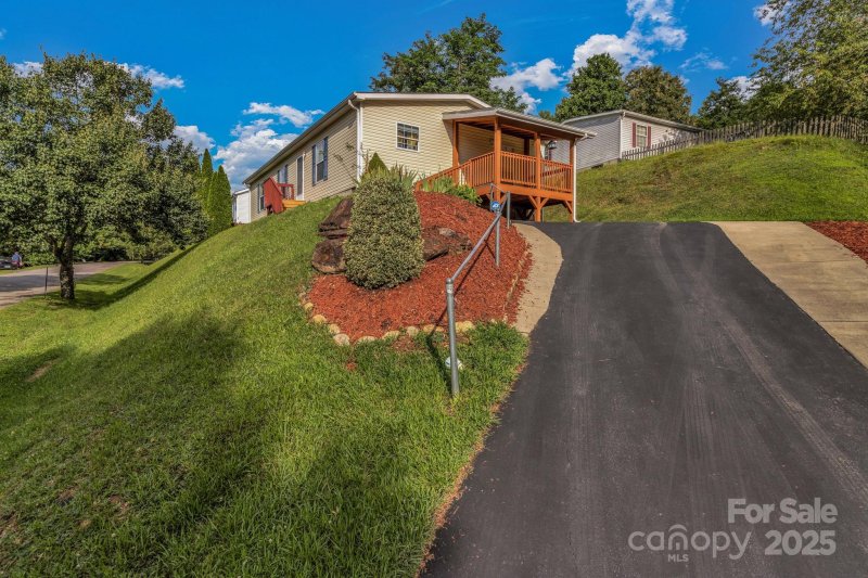 Property image 2 at 102 Hazy Day Road, Swannanoa, NC 28778