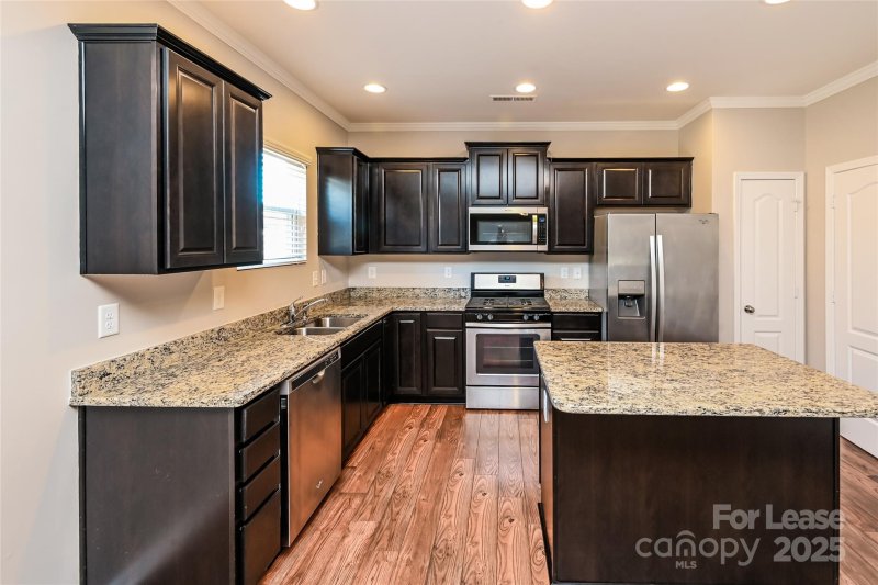 Property image 3 at 9229 Lily Magnolia Avenue, Charlotte, NC 28227