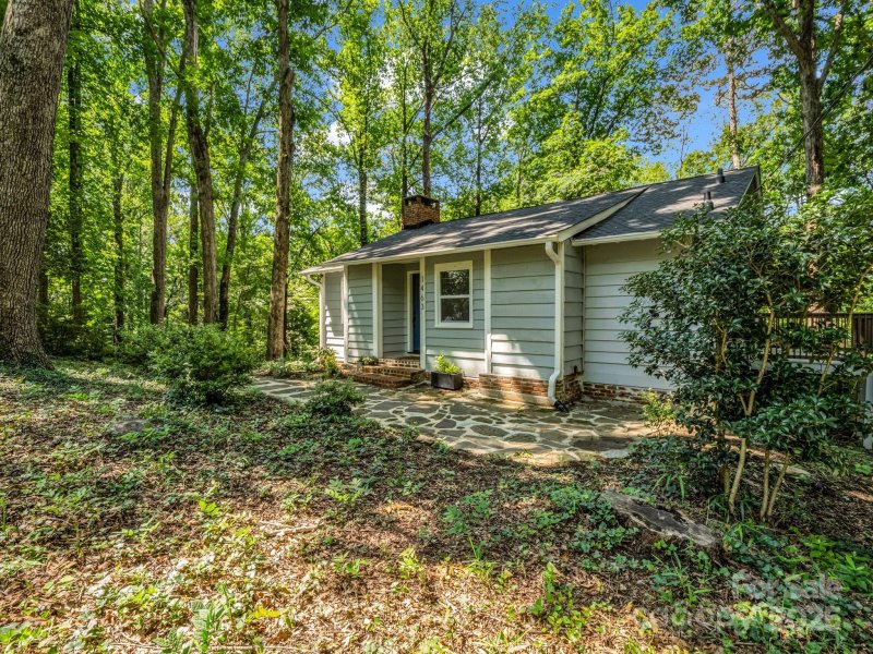1463 Carolina Drive