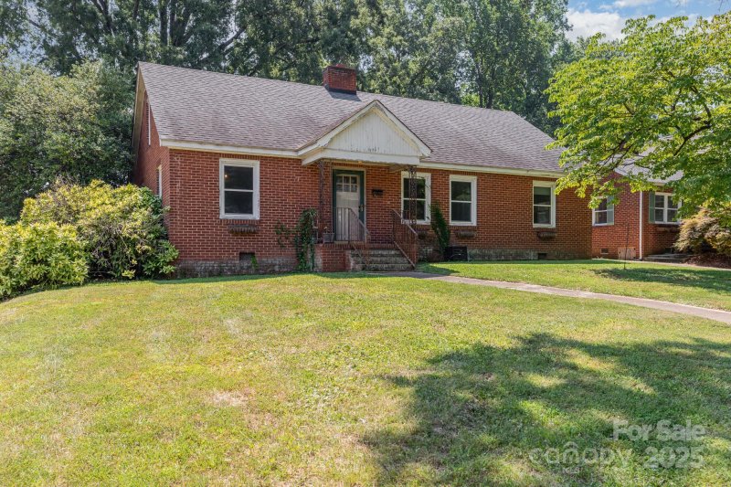 Property image 2 at 1701 Dilworth Road, Charlotte, NC 28203