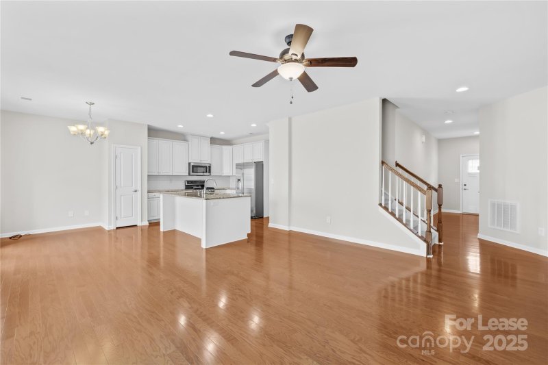 Property image 3 at 7433 White Elm Lane, Charlotte, NC 28273