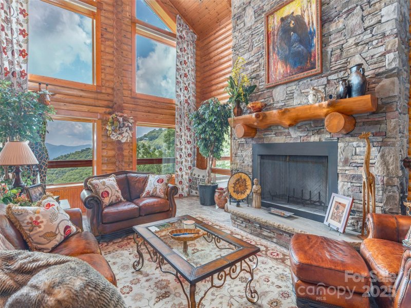 Property image 4 of 574 Leatherwood Drive in Laurel Heights, Maggie Valley, NC 28751