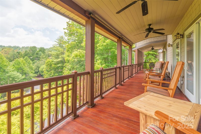 Property image 3 of 65 Hillcrest Drive in Reems Creek Golf Community, Weaverville, NC 28787