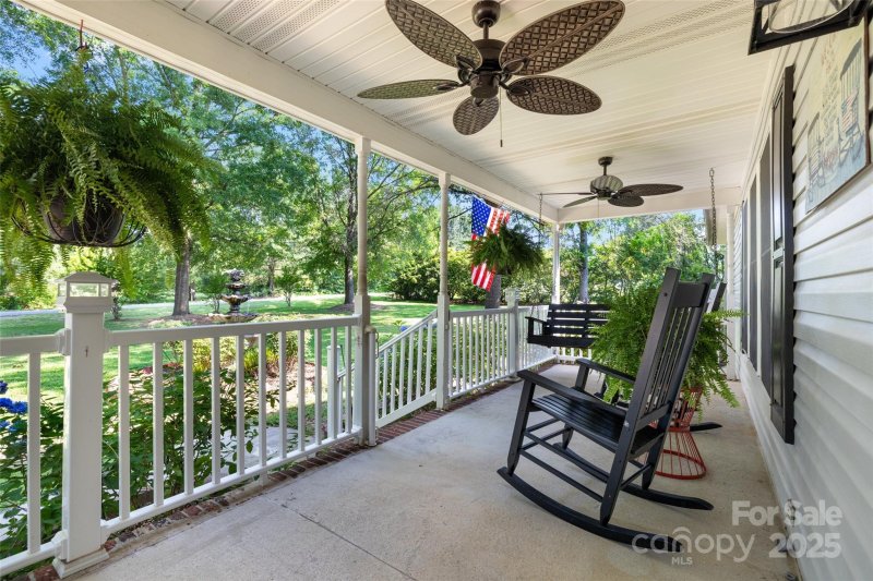 Property image 3 at 4534 Pebblebrook Circle, Concord, NC 28027