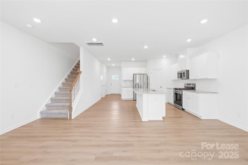 Property image 4 at 1930 Highland Park Drive, Charlotte, NC 28269