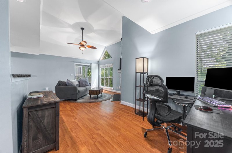 Property image 4 of 2510 Cranbrook Lane in The Villages of Eastover Glen, Charlotte, NC 28207