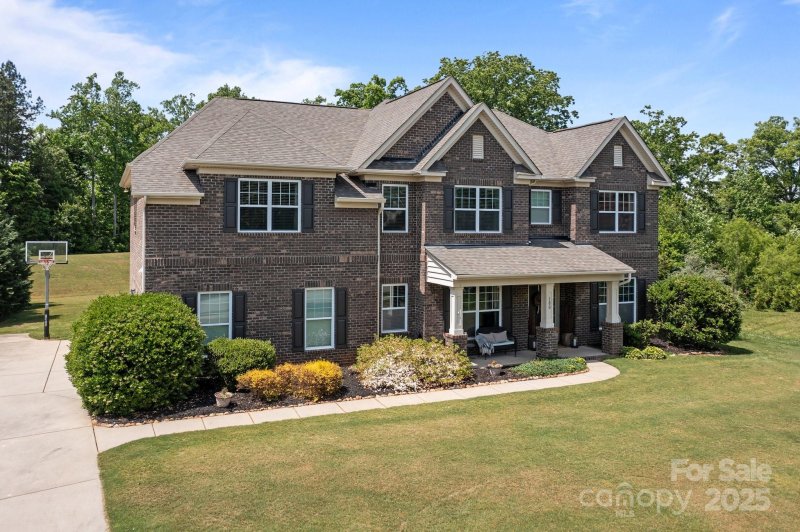 Property image 4 at 180 Fellspoint Road, Mooresville, NC 28115