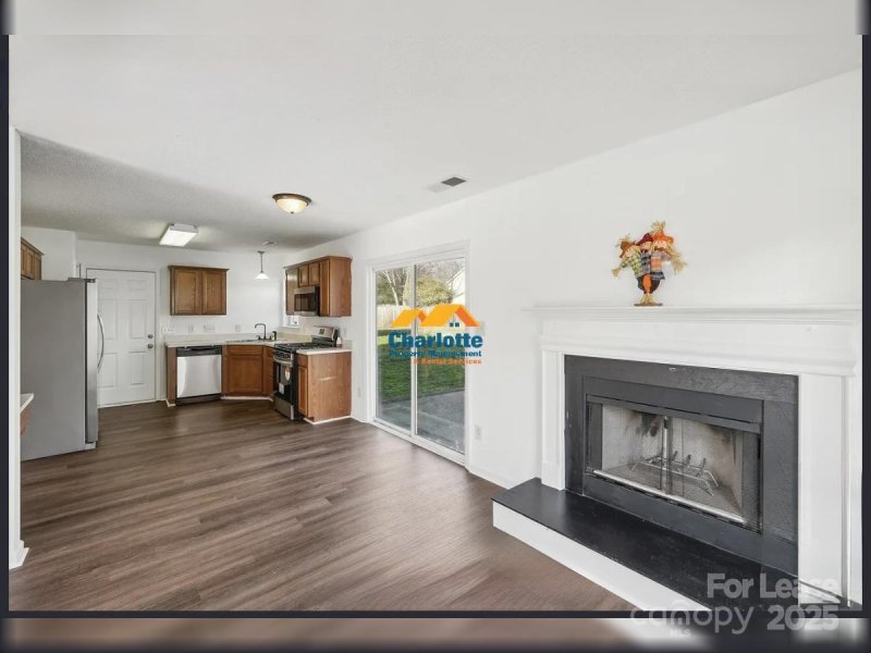 Property image 2 at 8827 Treyburn Drive, Charlotte, NC 28216