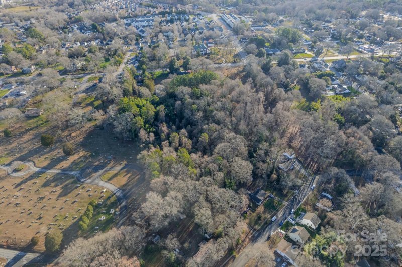 Property image 2 of 529 Winding Way Way in Central Park South, Belmont, NC 28012