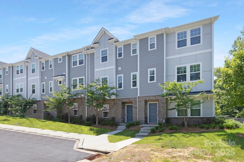 Property image 2 of 3537 Auburn Curb Road in Enclave at City Park, Charlotte, NC 28217