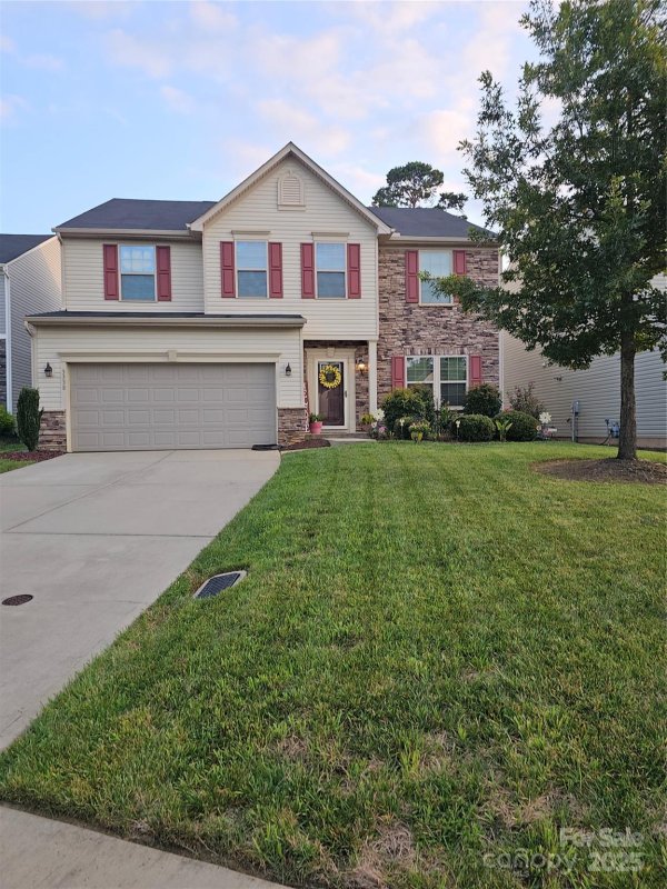 Bethesda Oaks, Gastonia Community