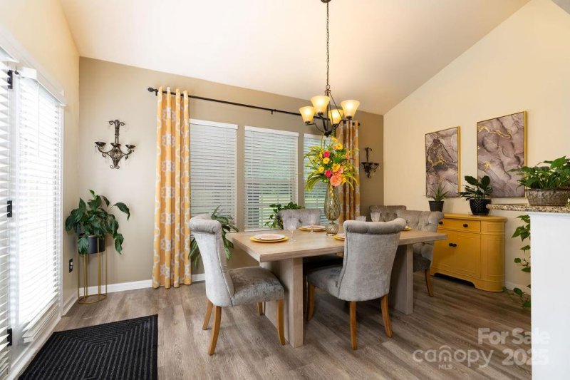 Property image 5 of 3338 Cord Oak Court in Bethesda Oaks, Gastonia, NC 28056