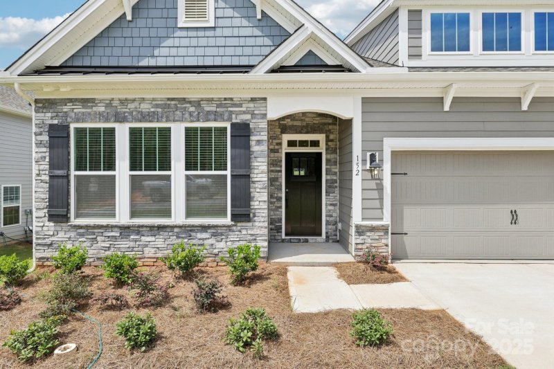 Property image 4 of 152 Asmodean Lane in Falls Cove at Lake Norman, Troutman, NC 28166