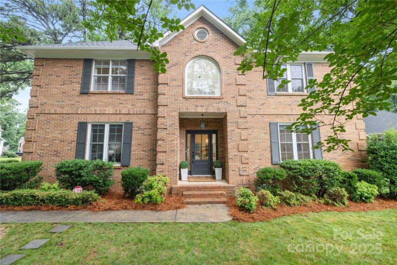 Property image 2 of 4808 Cobble Glen Way in Davis Lake, Charlotte, NC 28269