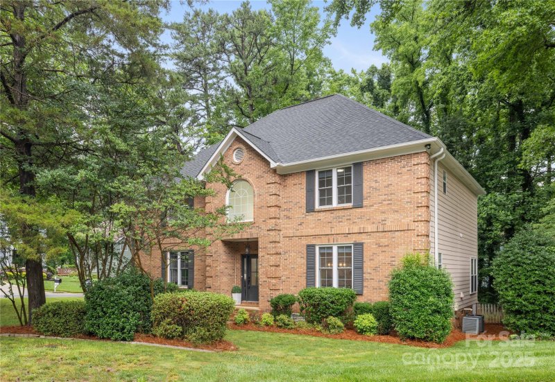 Property image 4 of 4808 Cobble Glen Way in Davis Lake, Charlotte, NC 28269