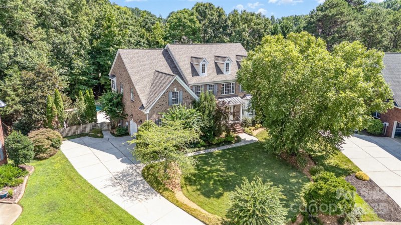 Property image 4 at 626 Tullamore Court, Matthews, NC 28104