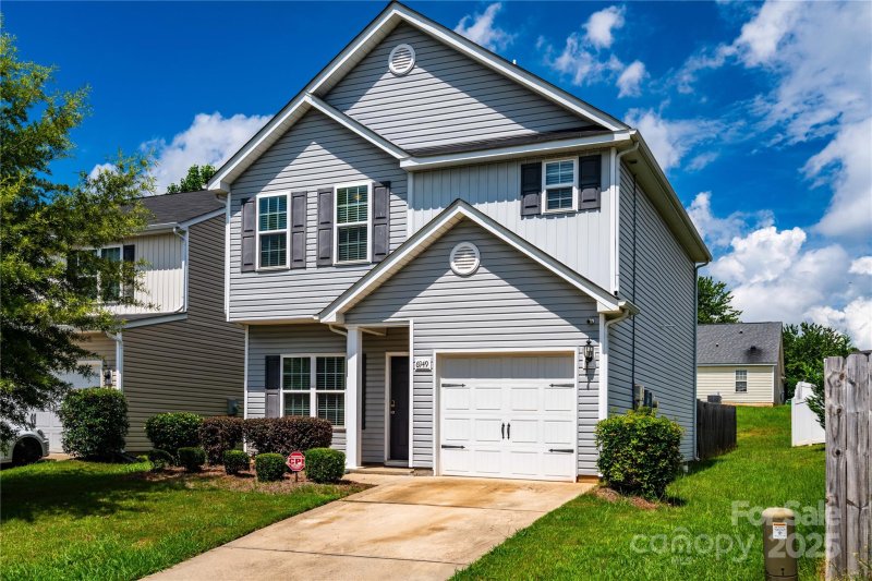 Property image 2 at 6949 Agava Lane, Charlotte, NC 28215