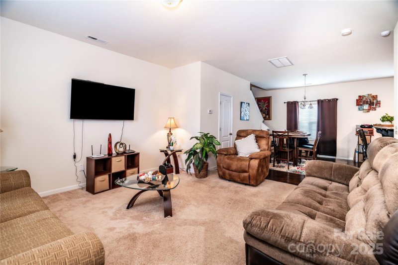 Property image 4 at 6949 Agava Lane, Charlotte, NC 28215