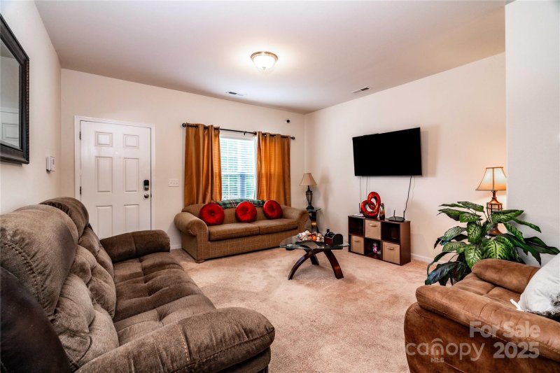 Property image 5 at 6949 Agava Lane, Charlotte, NC 28215